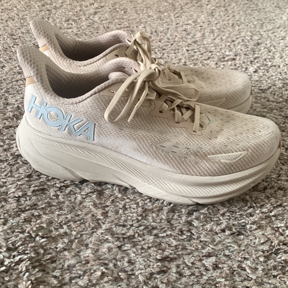 HOKA Clifton 9 running shoes